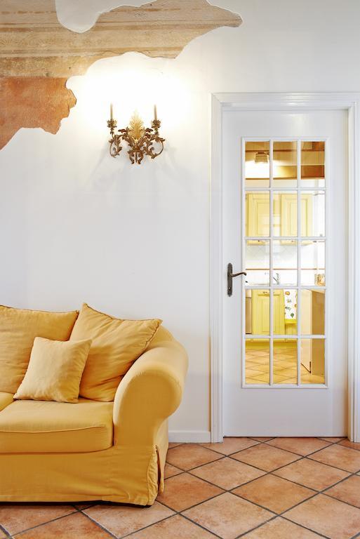 P&P Piazza Bergamo Apartment Bagian luar foto