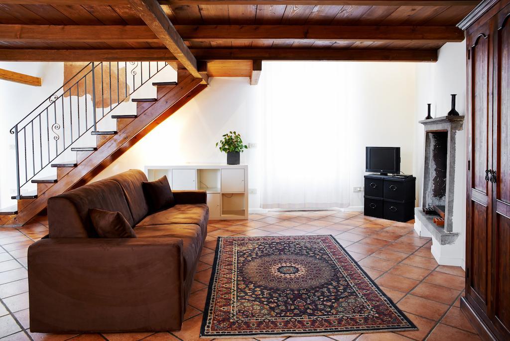 P&P Piazza Bergamo Apartment Bagian luar foto