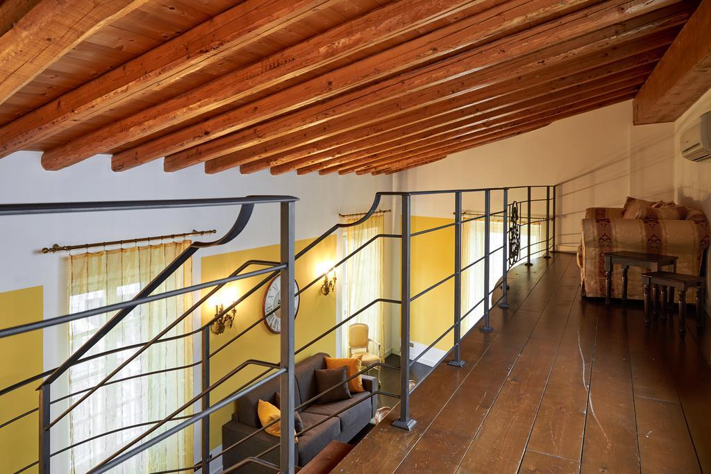 P&P Piazza Bergamo Apartment Bagian luar foto