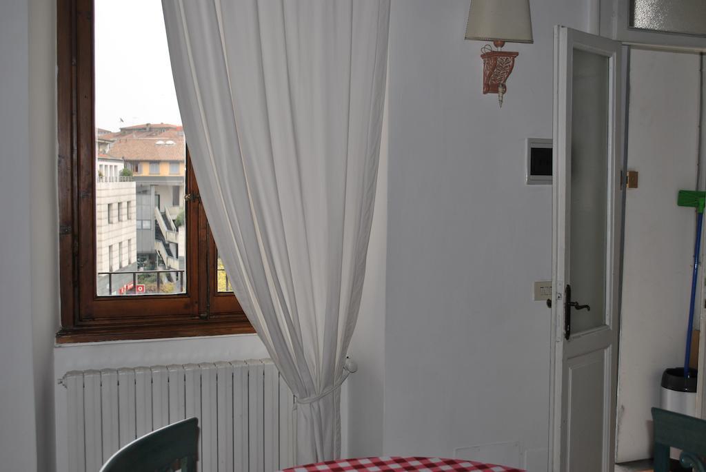 P&P Piazza Bergamo Apartment Bagian luar foto